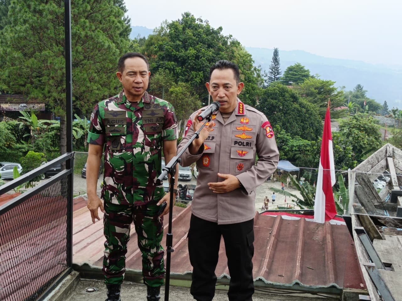 Kapolri Jenderal Pol. Listyo Sigit Prabowo dan Panglima TNI Jenderal Agus Subiyant/Foto : Dok Tribrata News