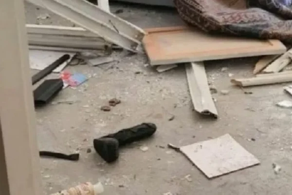 Foto dildo yang diduga ditemukan di rumah Ahmad Sahroni dipastikan hoax/Foto : Dok. Tangkapan Layar Instagram (Istimewa)