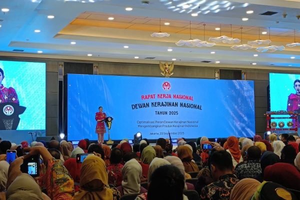 Ketua DEKRANAS, Selvi Ananda saat membuka rakernas DERKRANAS 2025/Foto Juwita Sari