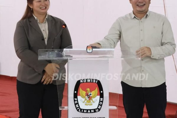 Pasangan Angela Idang Belawan-Suhuk (Angela-Suhuk) akan dilantik sebagai Bupati dan Wakil Bupati Mahakam Ulu (Mahulu) periode 2025-2029. Foto: dok.Diskominfostandi Mahulu