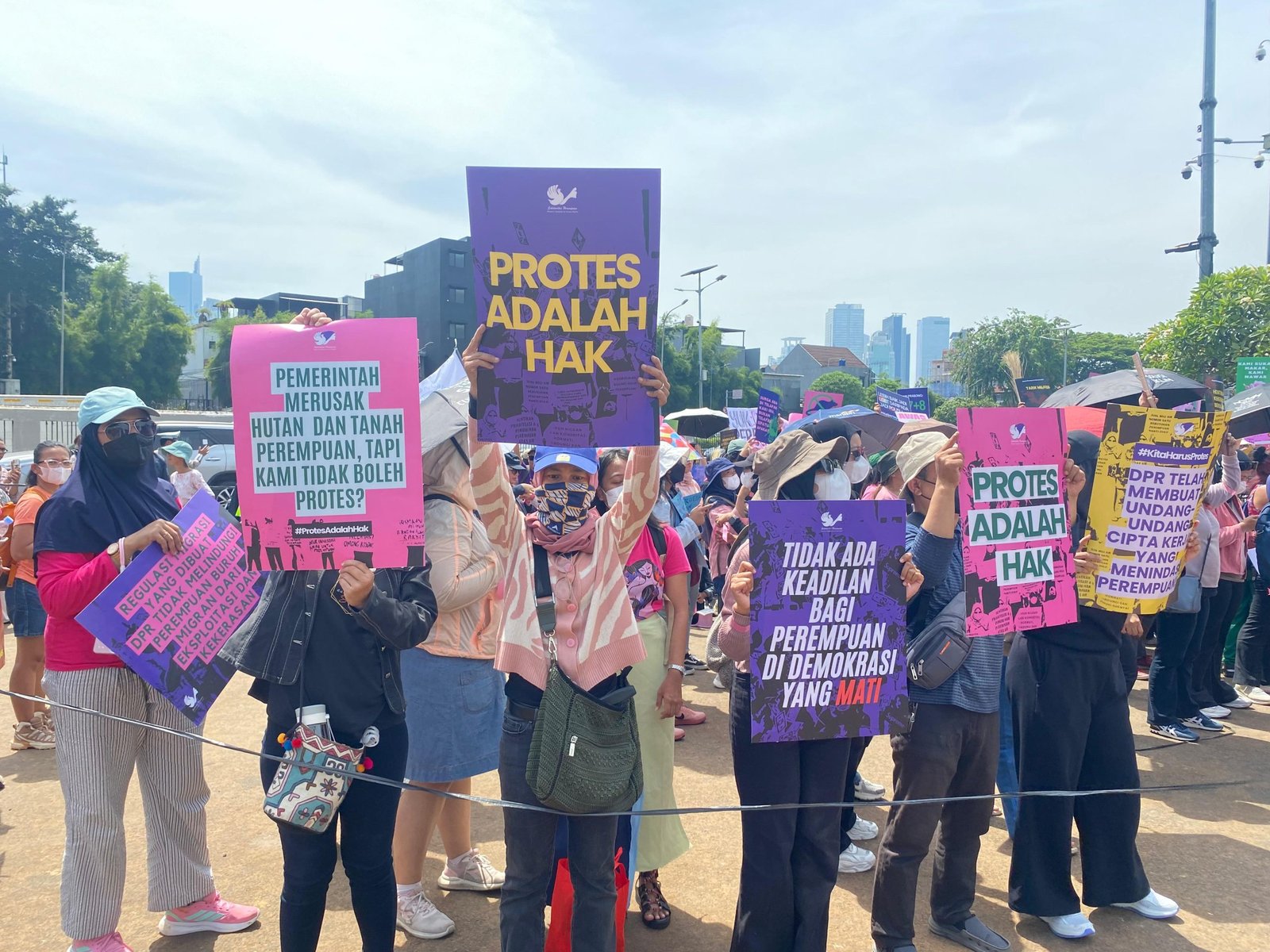 Aliansi Perempuan Indonesia (API) gelar aksi protes di DPR RI/Foto : Dok Fifi Abdurahman