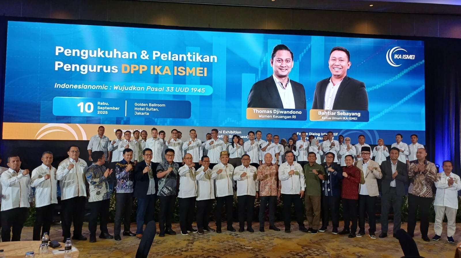 Dewan Pimpinan Pusat, Ikatan Keluarga Alumni Ikatan Senat Mahasiswa Ekonomi Indonesia (IKA ISMEI) periode 2025-2030 resmi dilantik pada Rabu (10/9). Foto: GPriority/Dimas A Putra