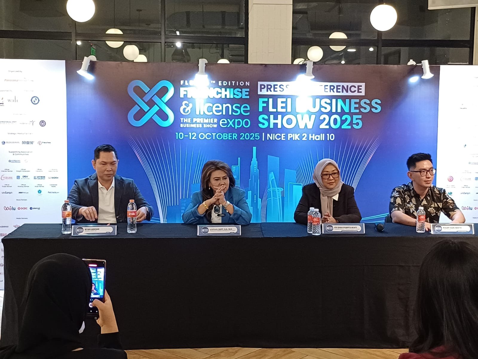 Konfrensi pers FLEI Business Show 2025 edisi ke-25 di Jakarta, Selasa (16/9). Foto: GPriority/Dimas A Putra