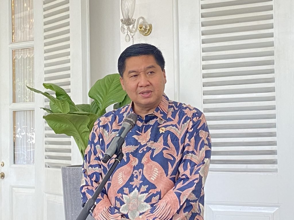 Menteri Perumahan dan Kawasan Permukiman (PKP), Maruarar Sirait siapkan gagasan baru untuk membangun rumah di atas sungai/Foto : Dok. GPriority