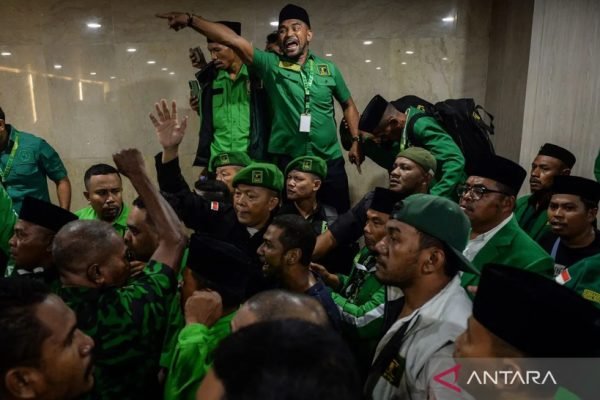 Muktamar ke-10 Partai Persatuan Pembangunan (PPP) diwarnai kericuhan/Foto Kantor Berita Antara