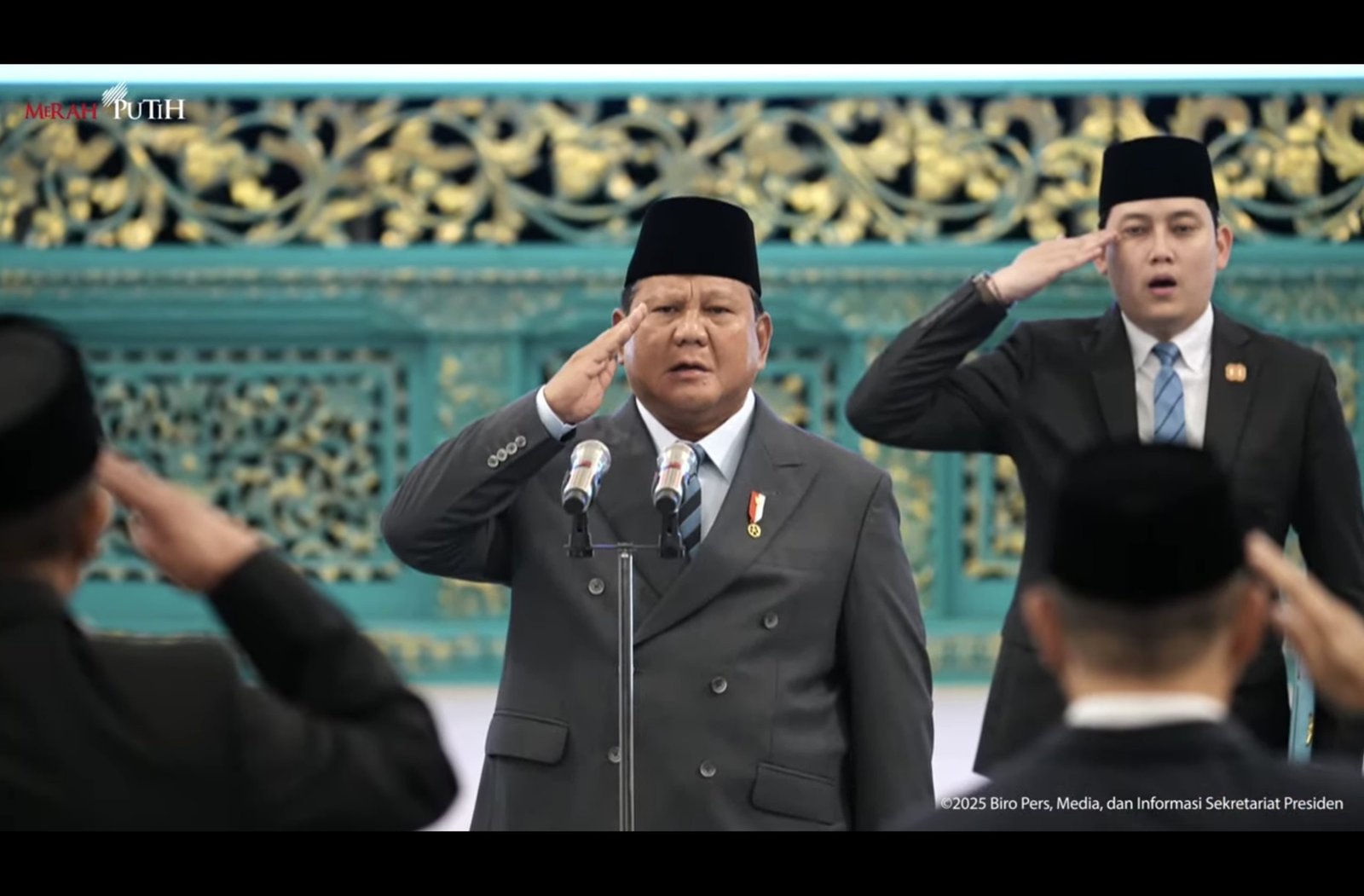 Presiden Prabowo Subianto saat melantik Kabinet Merah Putih di Istana Negara, Senin (8/9). Foto: Tangkapan Layar Youtube/Sekretariat Presiden
