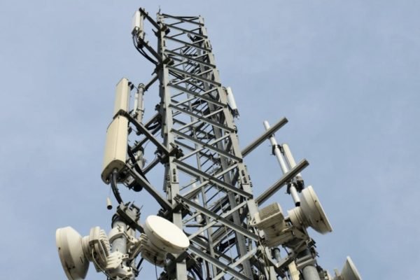 Ilustrasi base transceiver station (BTS). Foto: istimewa