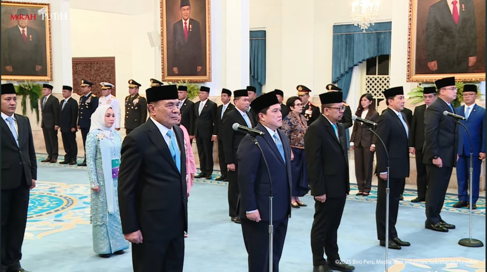 Presiden Prabowo Subianto melantik 11 pejabat baru yang terdiri dari menteri, wakil menteri, kepala badan/lembaga, dan wakil kepala badan di Istana Negara, Jakarta pada Rabu (17/9). Foto: Tangkapan Layar Youtube/Sekretariat Presiden