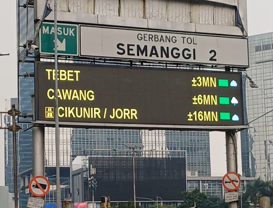 Gerbang Tol Semanggi 2. Foto: GPriority/Dimas A Putra