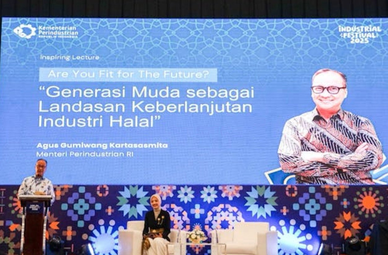 Menteri Perindustrian, Agus Gumiwang Kartasasmita di Halal Indo Expo 2025 di ICE BSD, Tangerang, Banten. Foto: dok.Dyandra