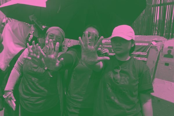 Tren "Brave Pink" dan "Hero Green"/Foto : Dok Fifi Abdurahman