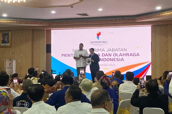 Sertijab Menteri Pemuda dan Olahraga (Menpora) periode 2025–2029 dari Dito Ariotedjo kepada Erick Thohir/Foto Fifi Abdurahman