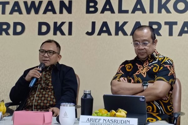 Wakil Ketua DPRD DKI Jakarta Basri Baco dan Dirut PAM Jaya Arief Nasrudin/Foto Fifi Abdurahman