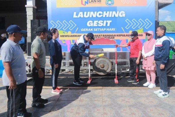 Pemerintah Kabupaten (Pemkab) Banggai Kepulauan (Bangkep) meluncurkan program Gerak Setiap Hari (GESIT), Selasa (9/9). Foto: istimewa