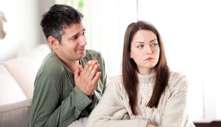 Unggahan akun Threads @mudallah_02 menyoroti empat pertanyaan yang dinilai dapat membuka percakapan lebih dalam dengan pasangan/Foto : Ilustrasi Dok. iStock