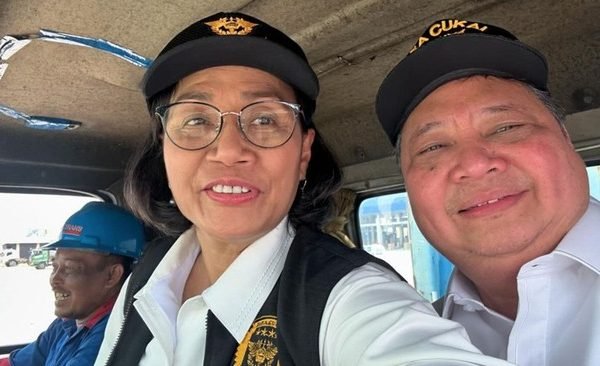 Menkeu Sri Mulyani bersama Menko Bidang Perekonomian Airlangga Hartarto/Foto : Dok. Tangkapan Layar Instagram @smindrawati