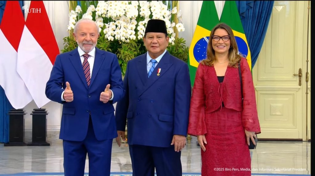Presiden Prabowo Subianto terima kunjungan Presiden Republik Federasi Brasil, Luiz Inácio Lula da Silva, beserta Ibu Negara Brasil, Rosangela Lula da Silva, di Istana Merdeka, Kamis (23/10)/Foto Tangkapan Layar YouTube Sekretariat Presiden
