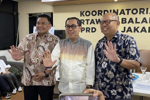 Direktur Utama PT Jakpro Iwan Takwin, Staff Khusus Gubernur DKI Jakarta Yustinus Prastowo dan Anggota Komisi D DPRD DKI Pantas Nainggolan/Foto Fifi Abdurahman