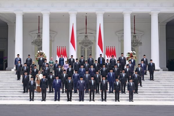 Presiden Prabowo Subianto, Wakil Presiden Gibran Rakabuming Raka dan jajaran Kabinet Merah Putih/Foto Instagram Prabowo