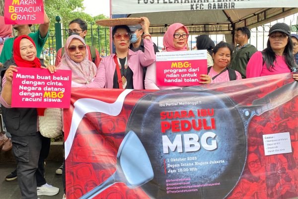 Suara Ibu Peduli Makan Bergizi Gratis gelar aksi tolak MBG di Monas/Foto Fifi Abdurahman