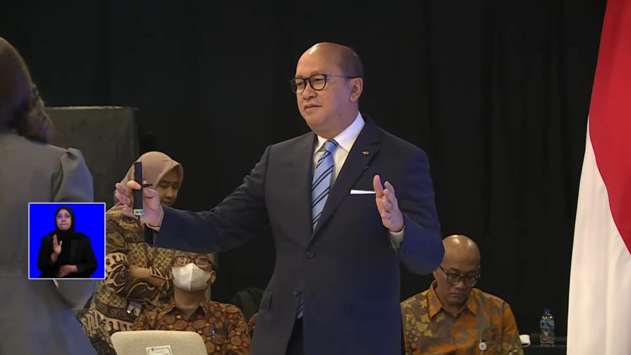 Menteri Investasi dan Hilirisasi/Kepala BKPM Rosan Roeslani, dalam konferensi pers yang disiarkankan di YouTube Sekretariat Presiden, Jumat (17/10).