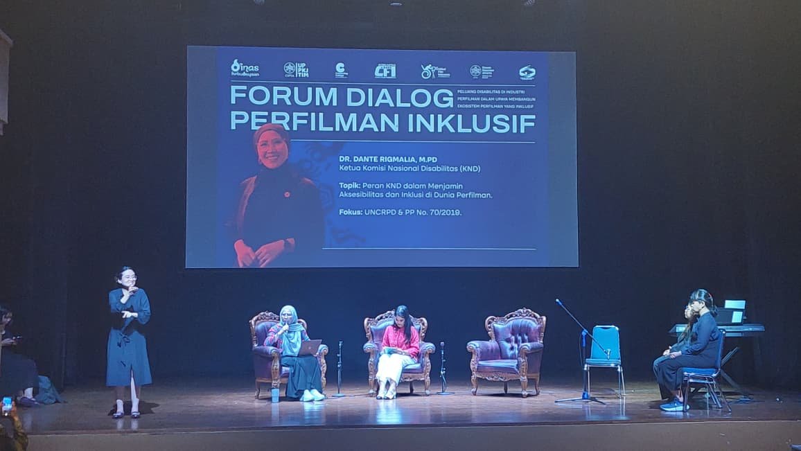 Dr. Dante Rigmalia, M.Pd selaku Ketua Komisi Nasional Disabilitas (KND) pada agenda Forum Dialog Perfilman Inklusif di Teater Kecil, Taman Ismail Marzuki (TIM), Jakarta Pusat, Selasa (21/10)/Foto : GPriority (Nindya Farhah Azzahrah)