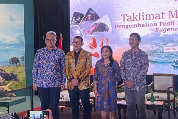 Menteri Kebudayaan, Fadli Zon dan jajaran Kementerian Kebudayaan di acara Taklimat Media “Pengembalian Fosil Koleksi Eugene Dubois”/Foto Fifi Abdurahman