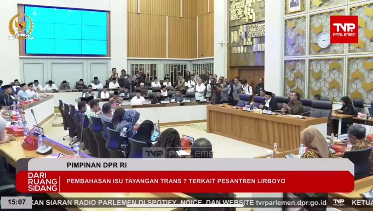 Himpunan Alumni Santri Pondok Pesantren Lirboyo (Himasal) adukan program Xpose Uncensored milik Trans7 ke DPR RI/Foto Tangkapan Layar YouTube DPR RI