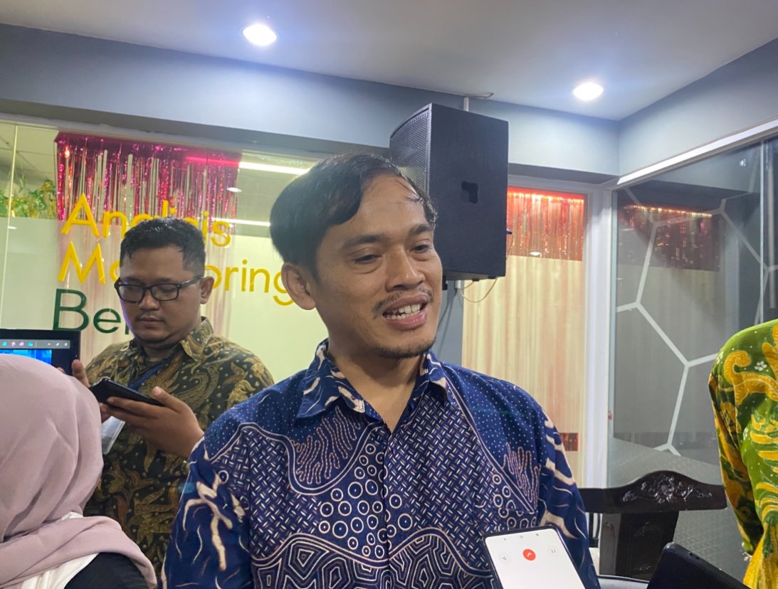 Fungsional Madya Meteorologi dan Geofisika BMKG, Dwi Atmoko usai acara Media Breafing Isu Mikroplastik dalam Air Hujan dan Fenomena Panas Ekstrem di Balai Kota, Jumat (24/10)/Foto Fifi Abdurahman