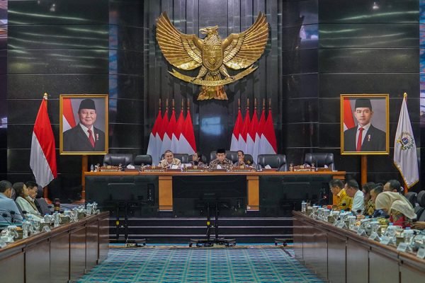 Rapat Badan Anggaran (Banggar) DPRD DKI Jakarta bersama Tim Anggaran Pemerintah Daerah (TAPD) di Gedung DPRD DKI Jakarta, Kamis (31/10)/Foto DPRD DKI Jakarta