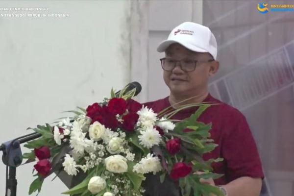 Mendikdasmen Abdul Mu’ti dalam peresmian program Sekolah Garuda di SMA Unggul MH Thamrin, Rabu (8/10)/Foto: Tangkapan Layar YouTube Kemendiktisaintek