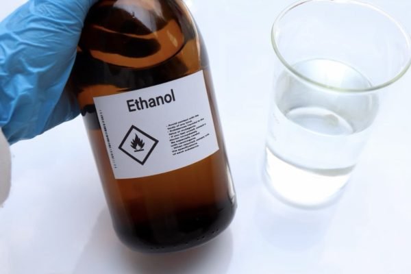 ilustrasi etanol. Foto: dok.pertamina