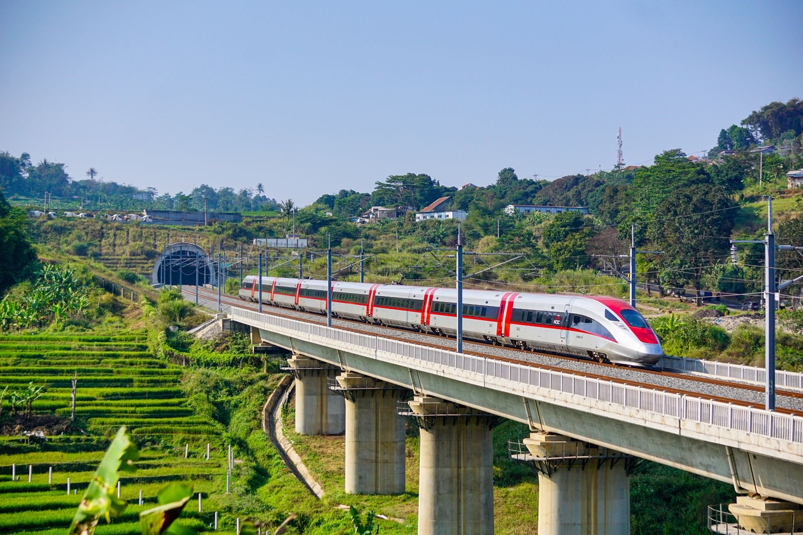 Proyek kereta cepat Whoosh Jakarta-Bandung/Foto : Dok. KCIC