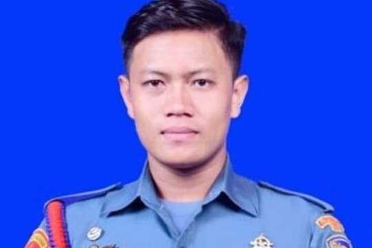 Praka Zaenal Muttaqin, marinir yang gugur usai latihan di Teluk Jakarta. Foto: Dok/Puspen TNI AL