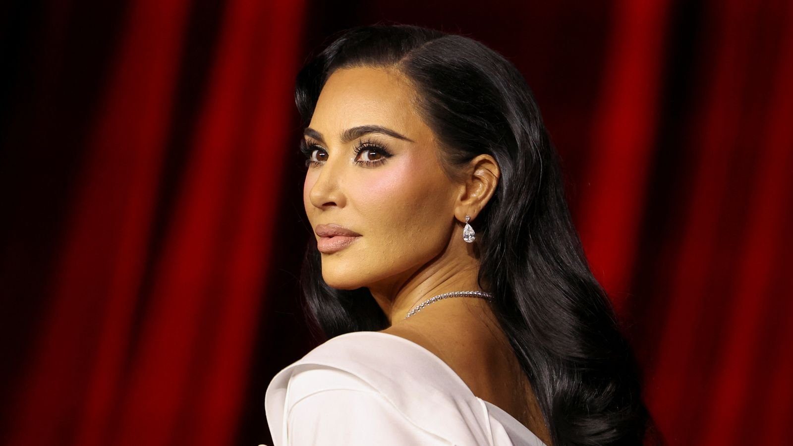 Kim Kardashian Derita Aneurisma Otak, Stres Jadi Pemicunya!/Foto : Dok. Instagram @kimkardashian