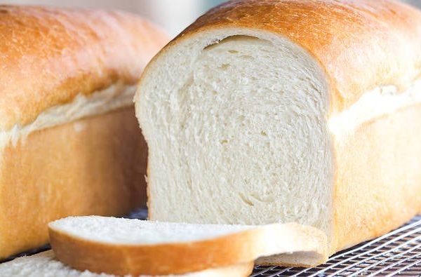 Trik Jitu Mengurangi Kalori Roti, Diet Jadi Lebih Mudah!/Foto : Dok. iStock