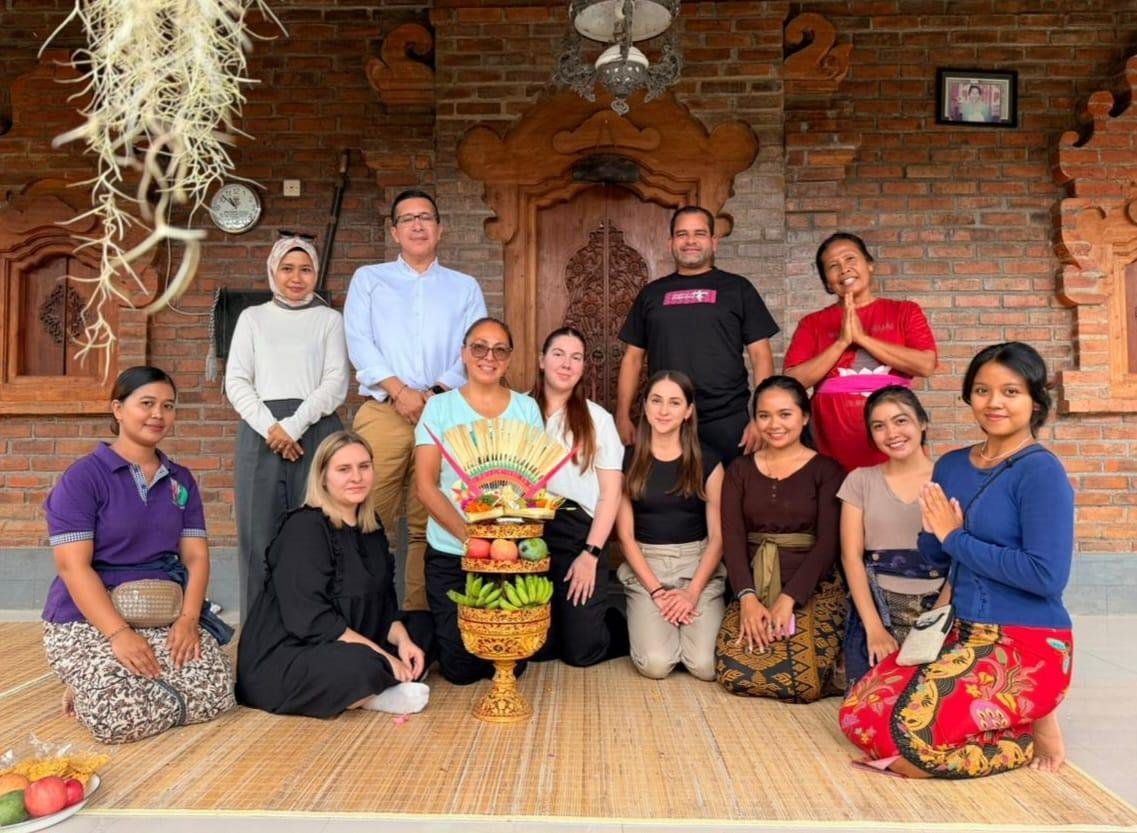 Kementerian Pariwisata (Kemenpar) mempromosikan potensi wisata kawasan 3B Banyuwangi, Bali Barat, dan Bali Utara. Foto: dok.Kemenpar