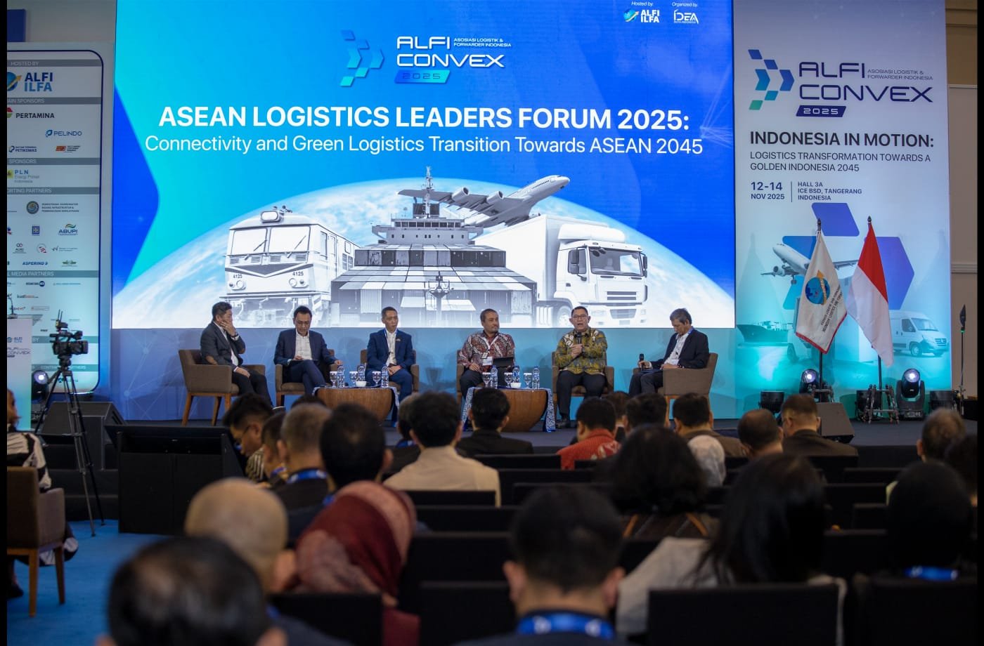 Gelaran Indonesia Logistics Leaders Forum 2025, yang berlangsung di ICE BSD City, Tangerang, Selasa (12/11). Foto: istimewa