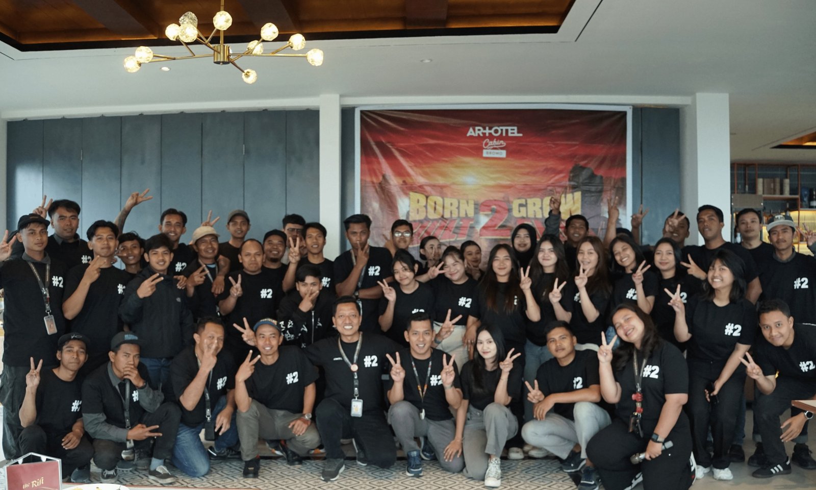 Perayaan hari jadi ke-2 ARTOTEL Cabin Bromo. Foto: istimewa