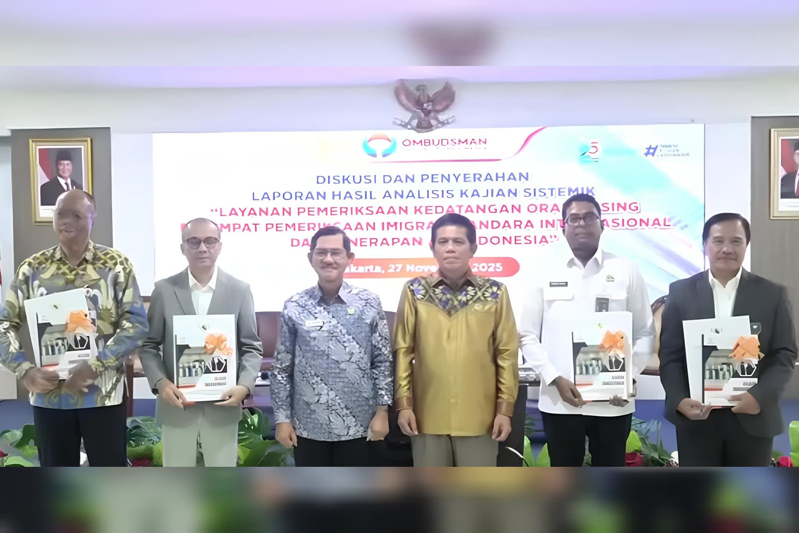 Agenda diskusi publik Ombudsman RI terkait 'Layanan Pemeriksaan Kedatangan Orang Asing di Tempat Pemeriksaan Imigrasi Bandara Internasional dan Penerapan All Indonesia' pada Kamis (27/11)/Foto : GPriority (Nindya Farhah Azzahrah)