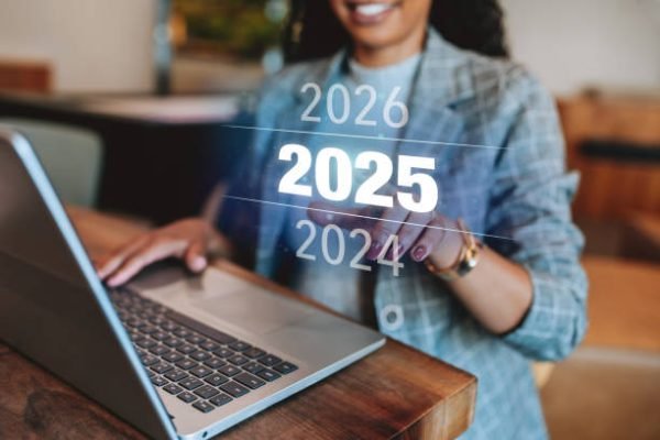 Jadwal lengkap libur nataru 2025/2026/Foto iStock