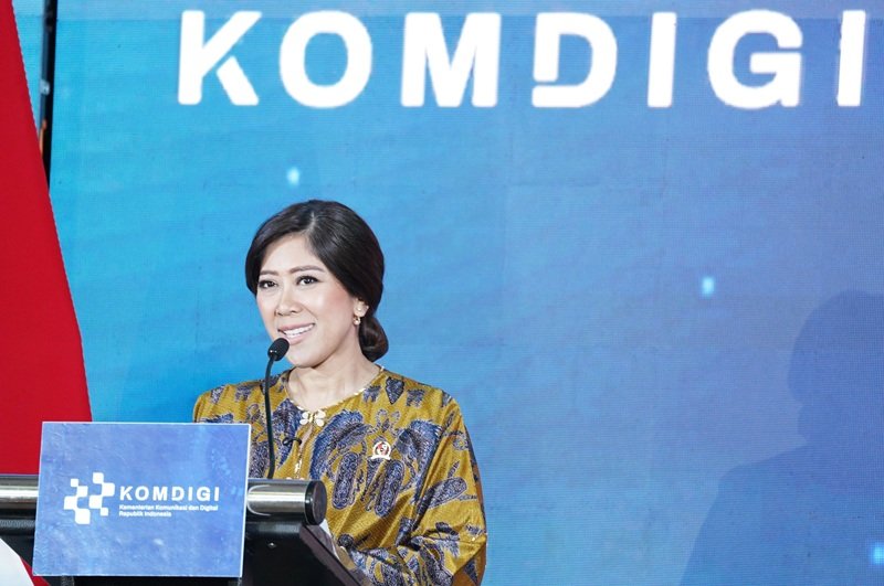 Menteri Komunikasi dan Digital (Menkomdigi) Meutya Hafid dalam acara Anugerah Media Humas (AMH) 2025 yang digelar di Hotel Borobudur, Jakarta, Rabu (12/11). Foto: dok.Komdigi
