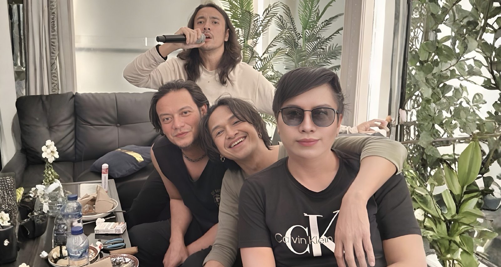Empat musisi lintas generasi, Reno Fahreza, Marcello Tahitoe (Ello), Eno NTRL, dan Magi RIF. Foto: istimewa