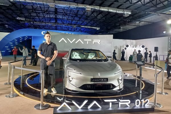 Peluncuran merk otomotif Changan di Indonesia, Rabu (19/11). Foto: Rizky Dimuharam