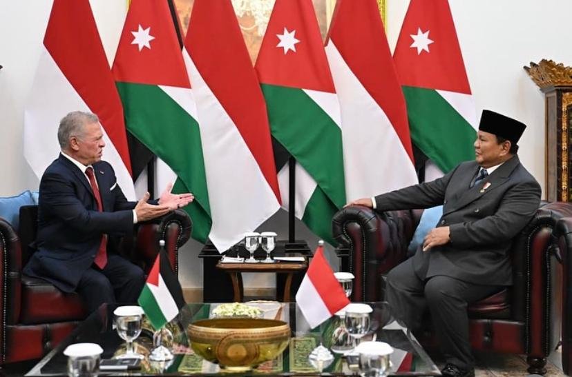 Presiden Prabowo Subianto dan Raja Kerajaan Yordania Hasyimiah Raja Abdullah II ibn Al Hussein melakukan pertemuan bilateral di Istana Negara, Jumat (14/11)/Foto Instagram @sekretariat.kabinet