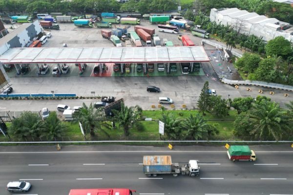 Pemerintah resmi membatasi operasional kendaraan angkutan barang selama masa Nataru 2025/2026/Foto Kemenhub