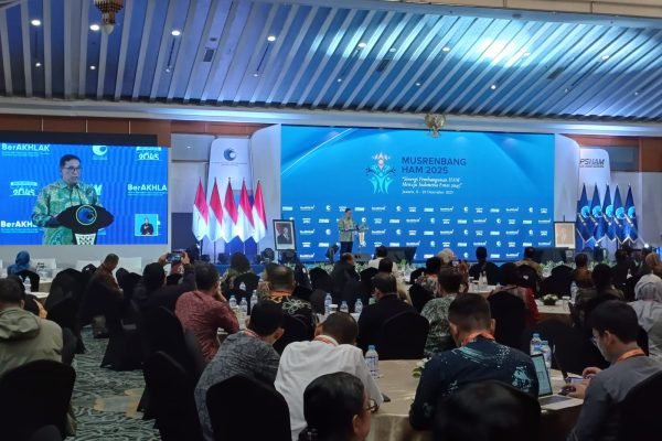 Wakil Menteri Bappenas, Febrian Alphyanto Ruddyard dalam sambutannya di Musrembang HAM 2025 di Jakarta, Senin (8/12). Foto: GPriority/Dimas A Putra