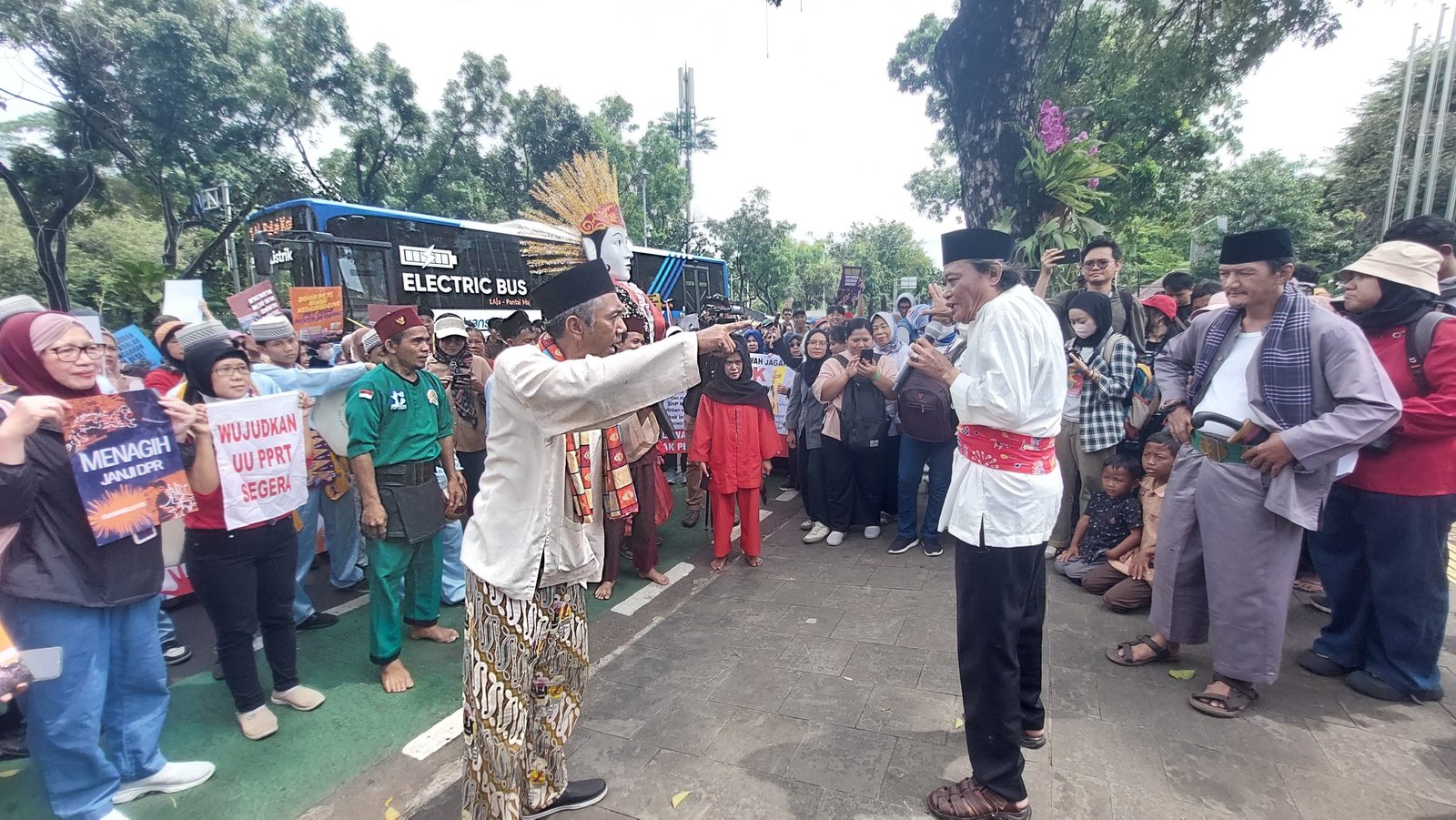 Hari HAM Internasional, LBH Jakarta Gelar Demo Parade Hantar Warga/Foto : Dok. GPriority (Nindya Farhah Azzahrah)
