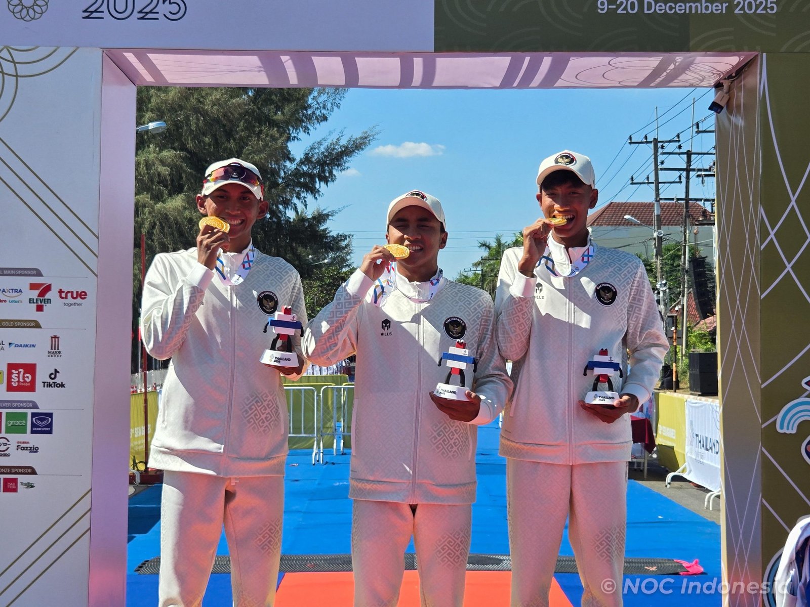 Tim triathlon Indonesia dalam ajang SEA Games 2025 Thailand. Foto: Dok.Kemenpora