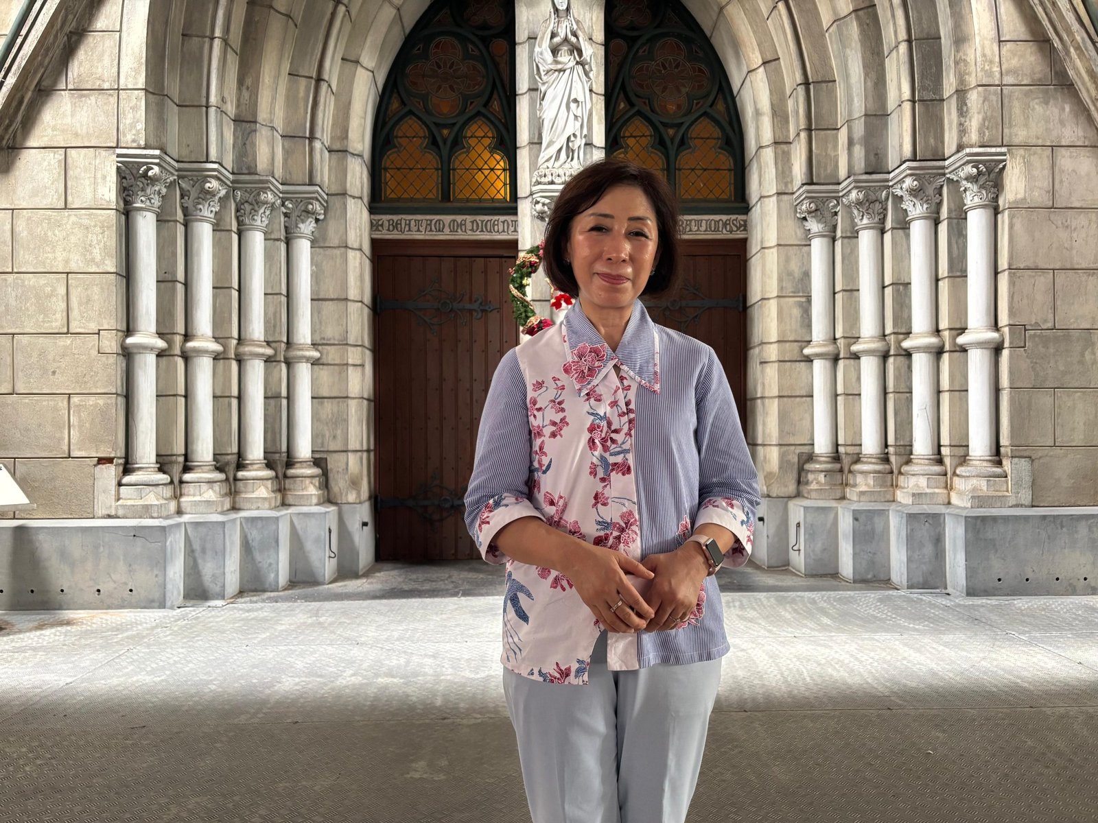 Susyana Suwadie, Humas Gereja Katedral Jakarta usai diwawancarai GPriority / Foto : GP Nindy